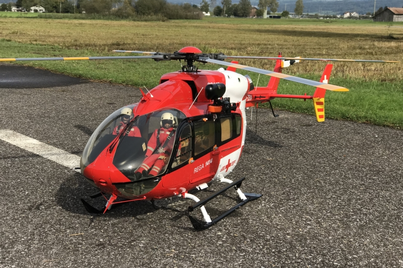 Scale-Helikopter H145 und Bell429